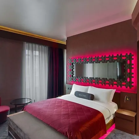 Hotel W (adults Only)