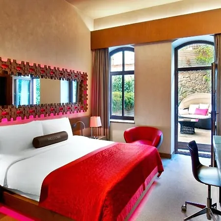 Hotel W (adults Only)