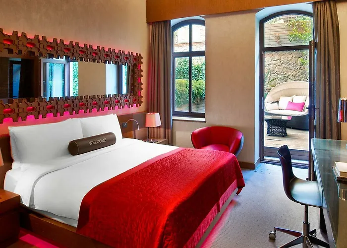 W (adults Only) Otel 5*