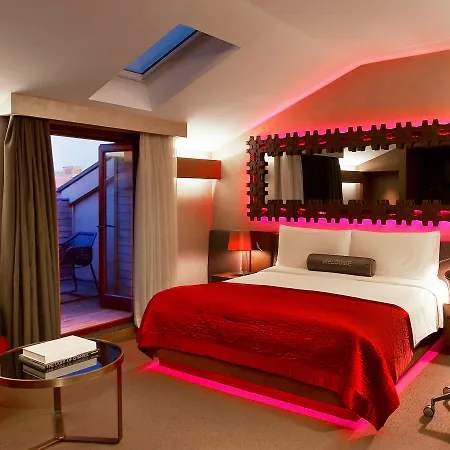 W (adults Only) Szálloda 5*